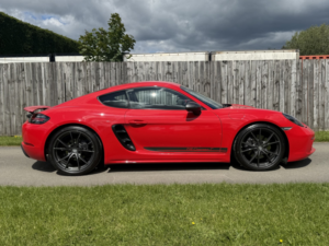 2019 Porsche 718 Cayman 2.0 T T in Red — image 6