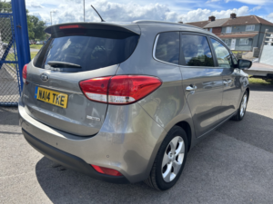 2014 Kia Carens 1.7 Crdi Ecodynamics 2 in Silver — image 4