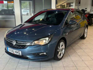 2016 Vauxhall Astra 1.6 Cdti Ecoflex Sri Nav in Blue — image 5