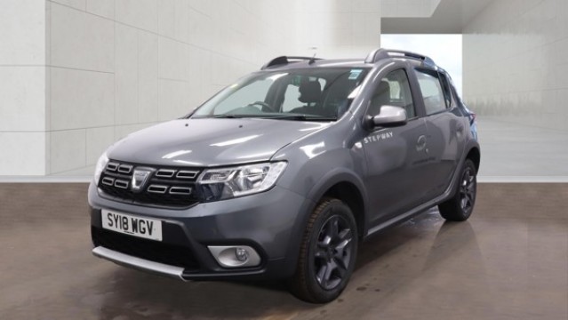 2018 Dacia Sandero Stepway 1.5 Stepway Se Summit Dci 90 Diesel Grey 5dr 1 Owner+satnav in Grey — image 1