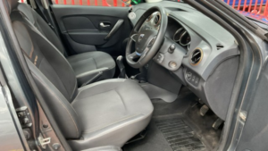 2018 Dacia Sandero Stepway 1.5 Stepway Se Summit Dci 90 Diesel Grey 5dr 1 Owner+satnav in Grey — image 5