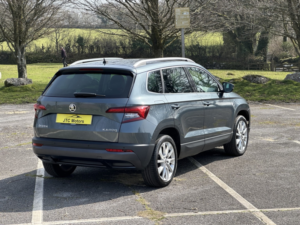 2018 Skoda Karoq 1.6 Tdi Se L 5dr Man, Diesel, Grey + Great Value in Grey — image 3