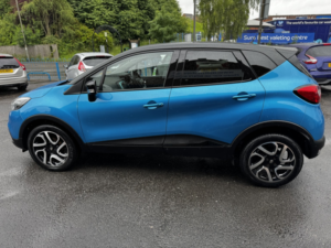 2016 Renault Captur 0.9 Dynamique S Nav Tce 90 in Blue — image 3