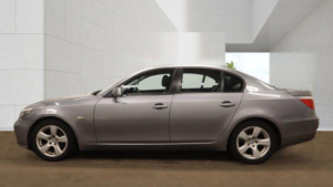 2008 BMW 5 Series 2.5 523i Se Steptronic Euro 4 4dr in Grey — image 6