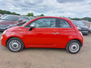 2009 Fiat 500 1.2 500 1.2 Lounge (start Stop) in Red — image 4