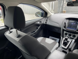2012 Ford Focus 2.0 Tdci Zetec S Euro 5 5dr in Black — image 3