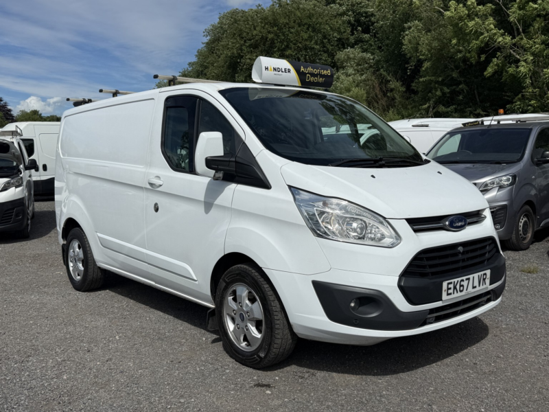 2017 Ford Transit Custom 2.0 Tdci 270 Limited in White — image 1