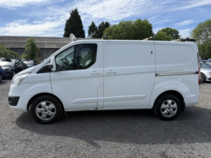 2017 Ford Transit Custom 2.0 Tdci 270 Limited in White — image 5