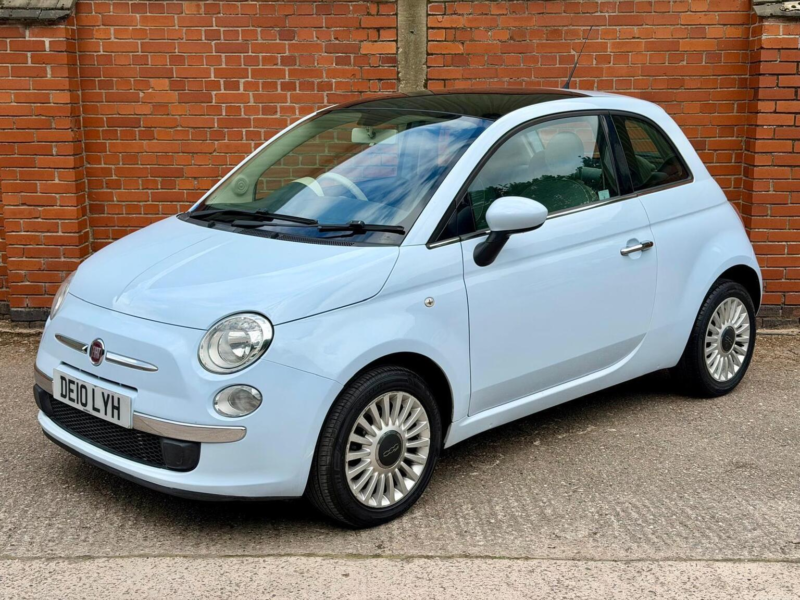 2010 Fiat 500 1.2 Lounge Euro 5 (s/s) 3dr in Blue — image 1