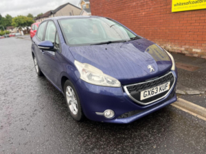 2013 Peugeot 208 1.2 Vti Active Euro 5 5dr in Blue — image 5