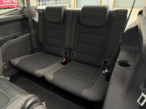 2013 Volkswagen Touran 1.6 Tdi Se DSG Euro 5 5dr in Blue — image 3