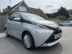 2016 Toyota Aygo 1.0 Vvt-I X-Play in Silver — image 3