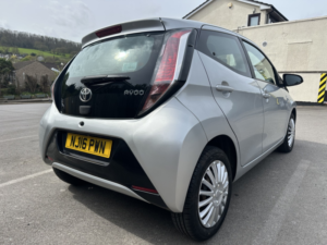 2016 Toyota Aygo 1.0 Vvt-I X-Play in Silver — image 4