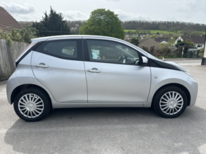 2016 Toyota Aygo 1.0 Vvt-I X-Play in Silver — image 5