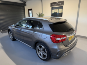 2016 Mercedes-Benz Gla 2.1 Gla200d Amg Line in Grey — image 4