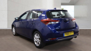 2016 Toyota Auris 1.6 D-4d Business Edition Euro 6 (s/s) 5dr (safety Sense) in Blue — image 6