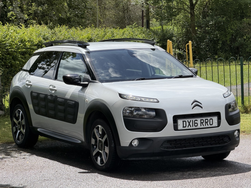 2016 Citroen C4 Cactus 1.6 Bluehdi Flair in White — image 1