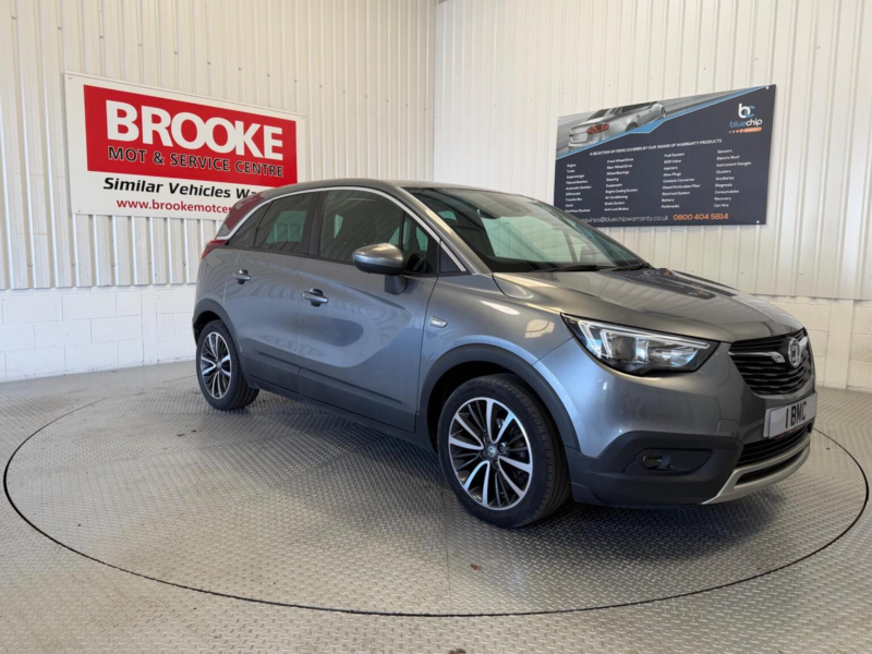 2018 Vauxhall Crossland X 1.2 Elite Nav Euro 6 5dr in Grey — image 1