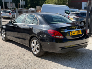 2017 Mercedes-Benz C Class 2.1 C220d Se Executive Edition Saloon 4dr Diesel G-Tronic+ Euro 6 (s/s) (170 Ps) in Black — image 4