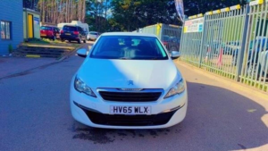 2015 Peugeot 308 1.2 Puretech Active Euro 6 (s/s) 5dr in White — image 5