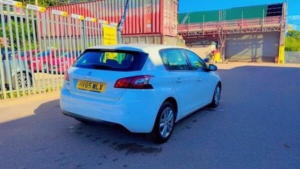 2015 Peugeot 308 1.2 Puretech Active Euro 6 (s/s) 5dr in White — image 6