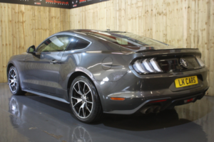 2020 Ford Mustang 2.3 T Ecoboost in Grey — image 4