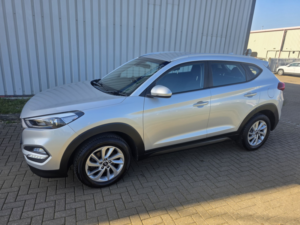2018 Hyundai Tucson 1.7 Tucson Se Nav 1.7 D 116ps Bd +fss in Silver — image 6
