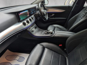 2019 Mercedes-Benz E Class 2.0 E220d Se G-Tronic+ Euro 6 (s/s) 4dr in Black — image 3