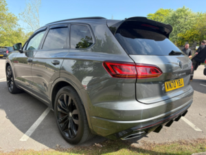 2020 Volkswagen Touareg 3.0 Tdi V6 Black Edition in Grey — image 3