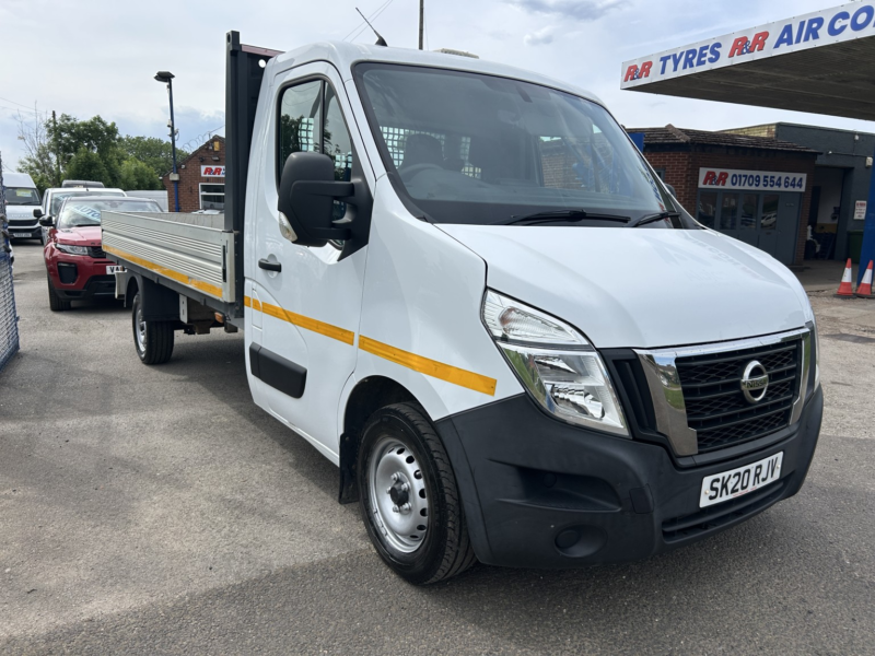 2020 Nissan Nv400 2.3 Dci 35 Acenta Dropside in White — image 1