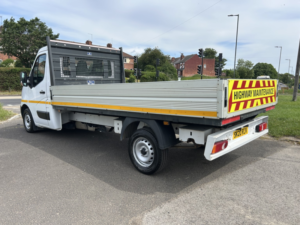 2020 Nissan Nv400 2.3 Dci 35 Acenta Dropside in White — image 3