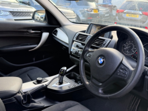 2015 BMW 1 Series 116d Se in White — image 2