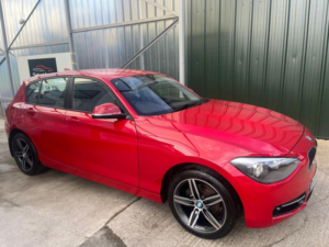 2014 BMW 1 Series 1.6 116i Sport Hatchback 5dr Petrol Manual Euro 6 (s/s) (136 Ps) in Red — image 4