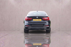 2017 BMW X6 3.0 X6 M50d Auto 4WD 5dr in Black — image 6