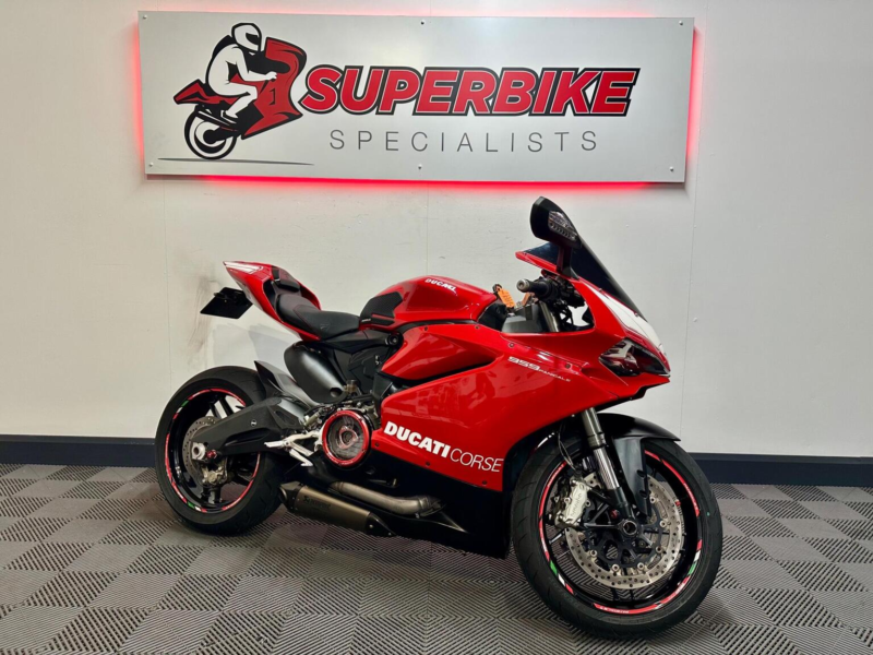 2016 Ducati 959 Panigale 959 Euro 4 in Red — image 1