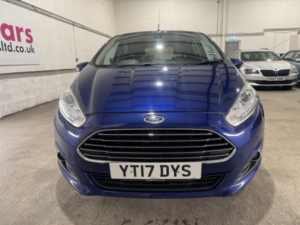 2017 Ford Fiesta 1.0 T Ecoboost Titanium in Blue — image 2