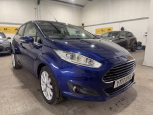 2017 Ford Fiesta 1.0 T Ecoboost Titanium in Blue — image 3