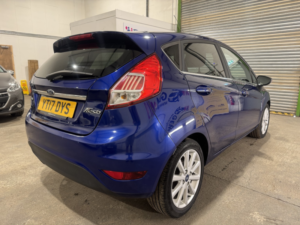 2017 Ford Fiesta 1.0 T Ecoboost Titanium in Blue — image 5