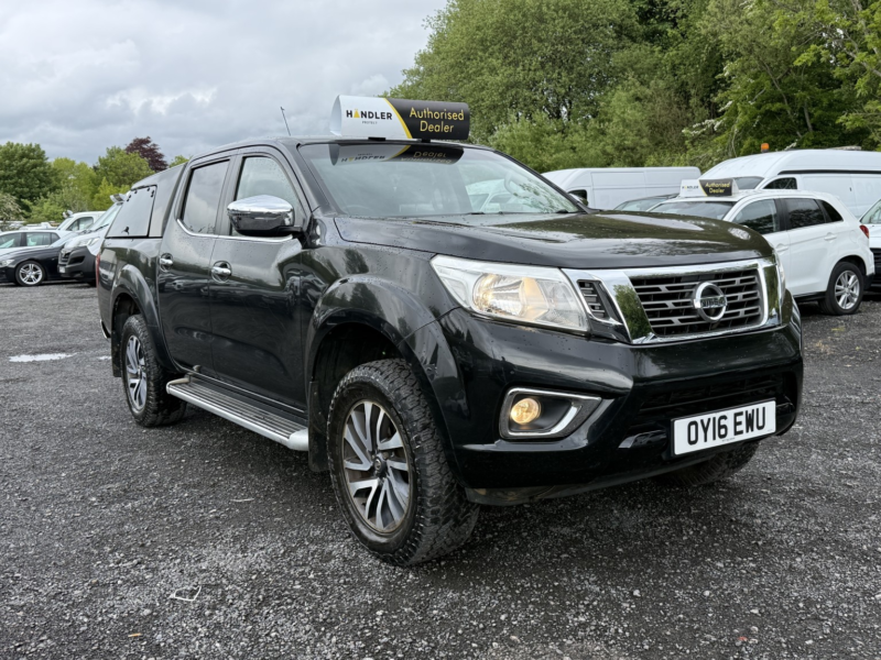 2016 Nissan Navara 2.3 Dci N-Connecta in Black — image 1