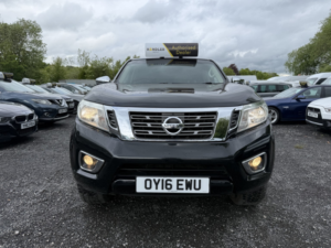 2016 Nissan Navara 2.3 Dci N-Connecta in Black — image 2