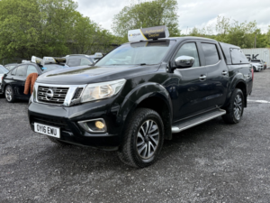 2016 Nissan Navara 2.3 Dci N-Connecta in Black — image 3