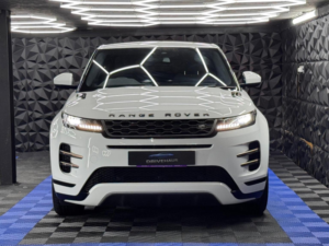 2019 Land Rover Range Rover Evoque 2.0 D150 R-Dynamic Fwd Euro 6 (s/s) 5dr in White — image 2