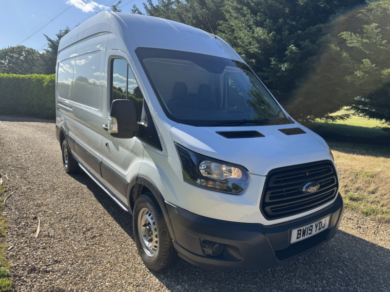 2019 Ford Transit 2.0 350 Ecoblue in White — image 1