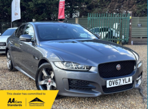 2017 Jaguar Xe