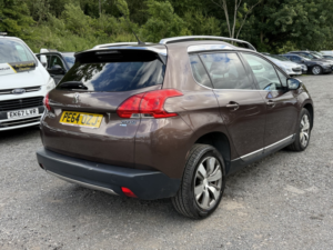 2014 Peugeot 2008 1.6 E-Hdi Allure in Brown — image 4