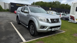 2018 Nissan Navara 2.3 Dci Tekna 4WD Euro 6 (s/s) 4dr in Silver — image 5