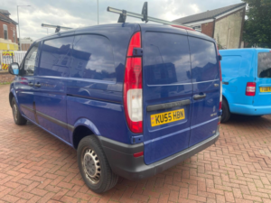2005 Mercedes-Benz Vito 2.1 109cdi Dualiner Basic Compact Panel Van Swb 5dr in Blue — image 3