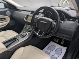 2018 Land Rover Range Rover Evoque 2.0 Si4 Hse Dynamic Auto 4WD Euro 6 (s/s) 5dr in Black — image 3