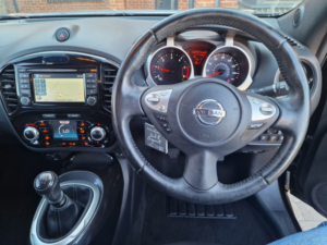 2015 Nissan Juke 1.5 Dci 8v Tekna in Black — image 3