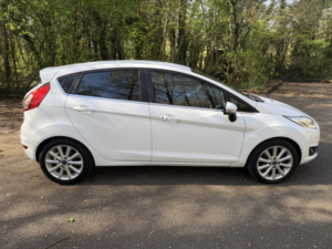 2016 Ford Fiesta 1.0 T Ecoboost Titanium in White — image 3